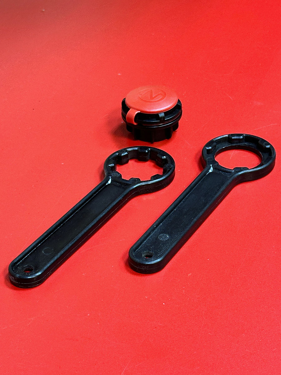 Клапан сброса избыточного давления (стравливающий / предохранительный) для надувных пвх лодок