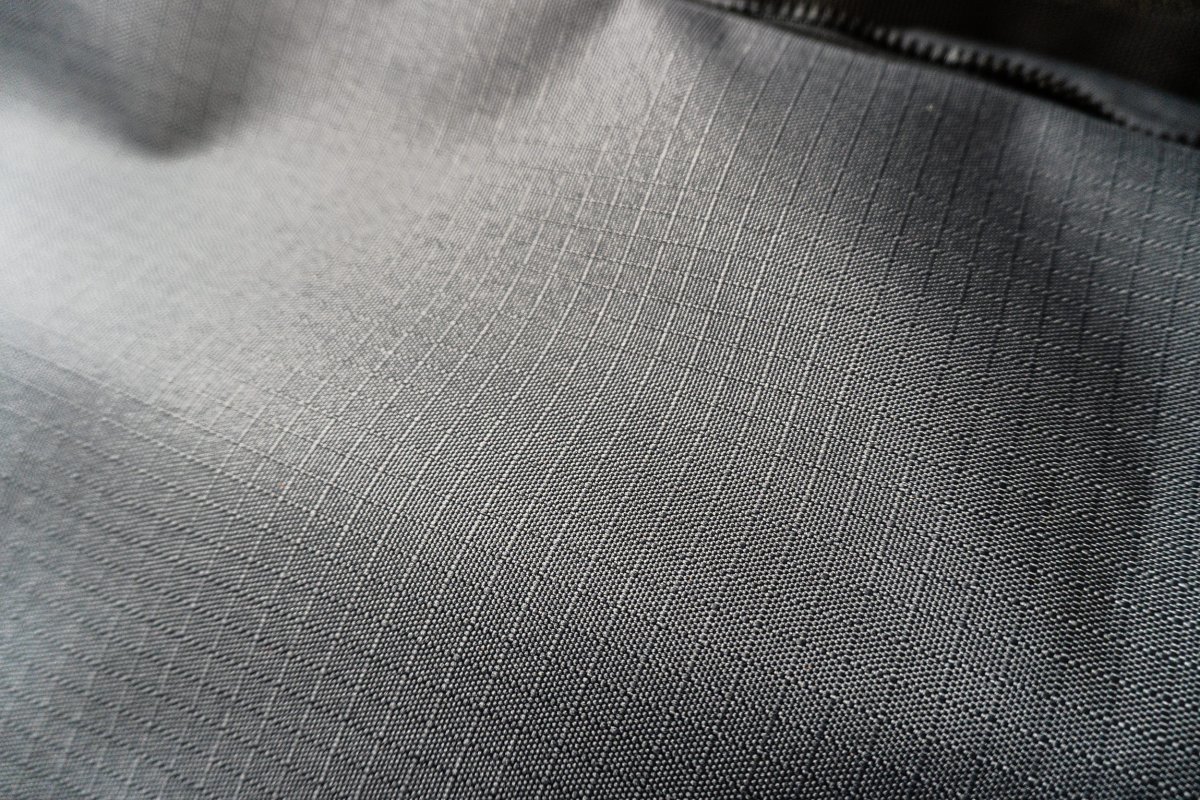 Комплект мягких накладок на сиденье с сумкой графит Ripstop