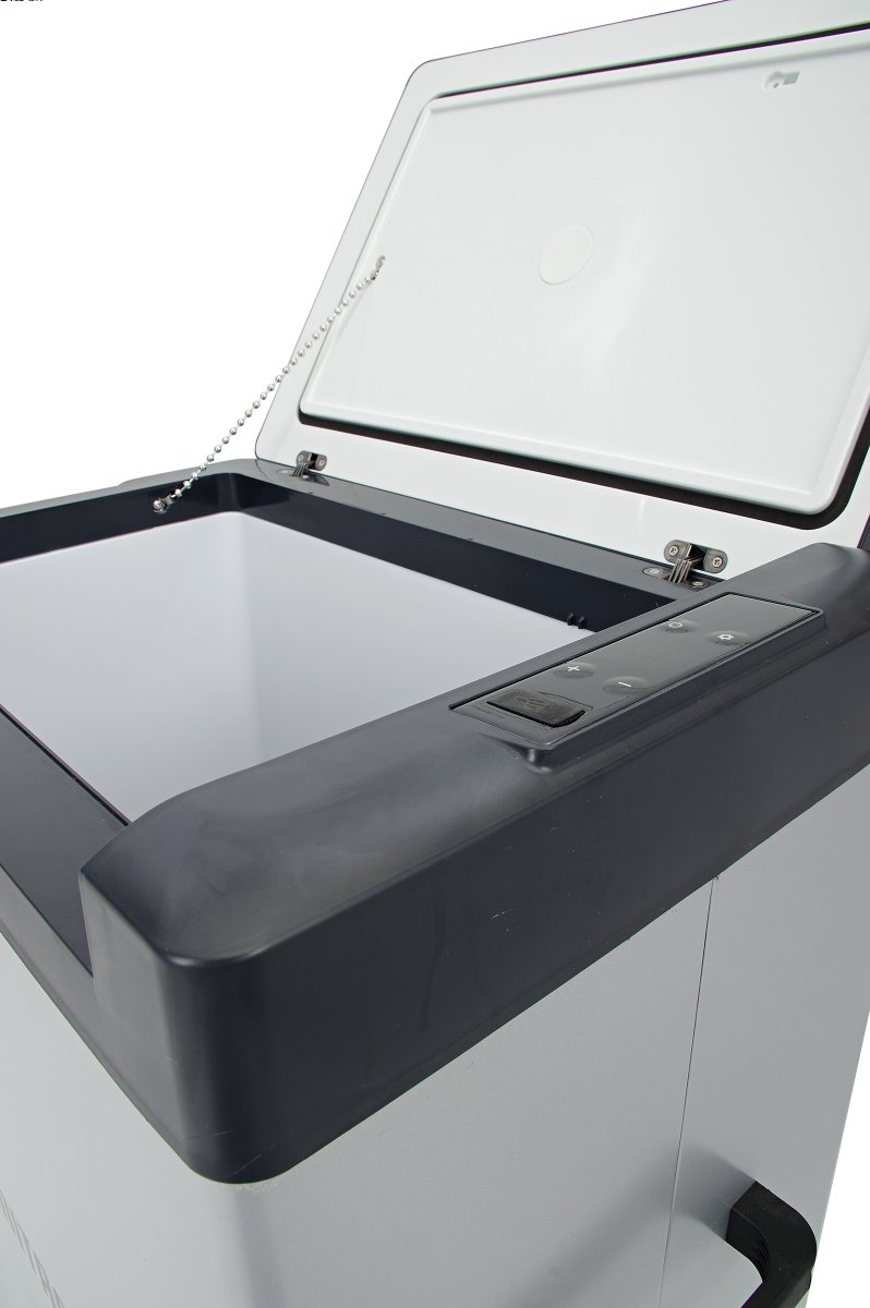 Автомобильный холодильник Sumitachi C50